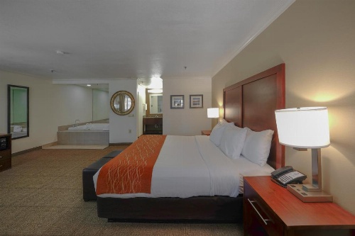 Comfort Inn Santa Cruz image 5